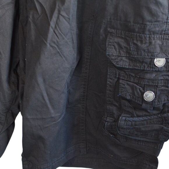 X-RAY Men's Belted Snap Detail Cargo Shorts Black, Size 44 - Picture 5 of 6